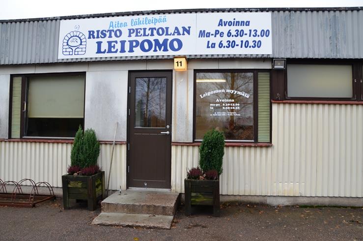 Risto Peltolan leipomo avoinna arkisin 6.30-13.00 ja lauantaisin 6.30-10.30