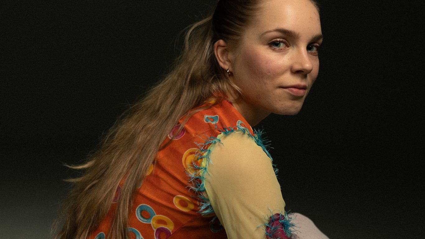 Rebekka Holi- Vyöry levyjulkkarikonsertti