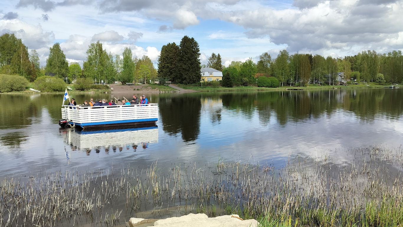 Inkeroinen, lauttaranta, Rantasen majatalo ja Kymi