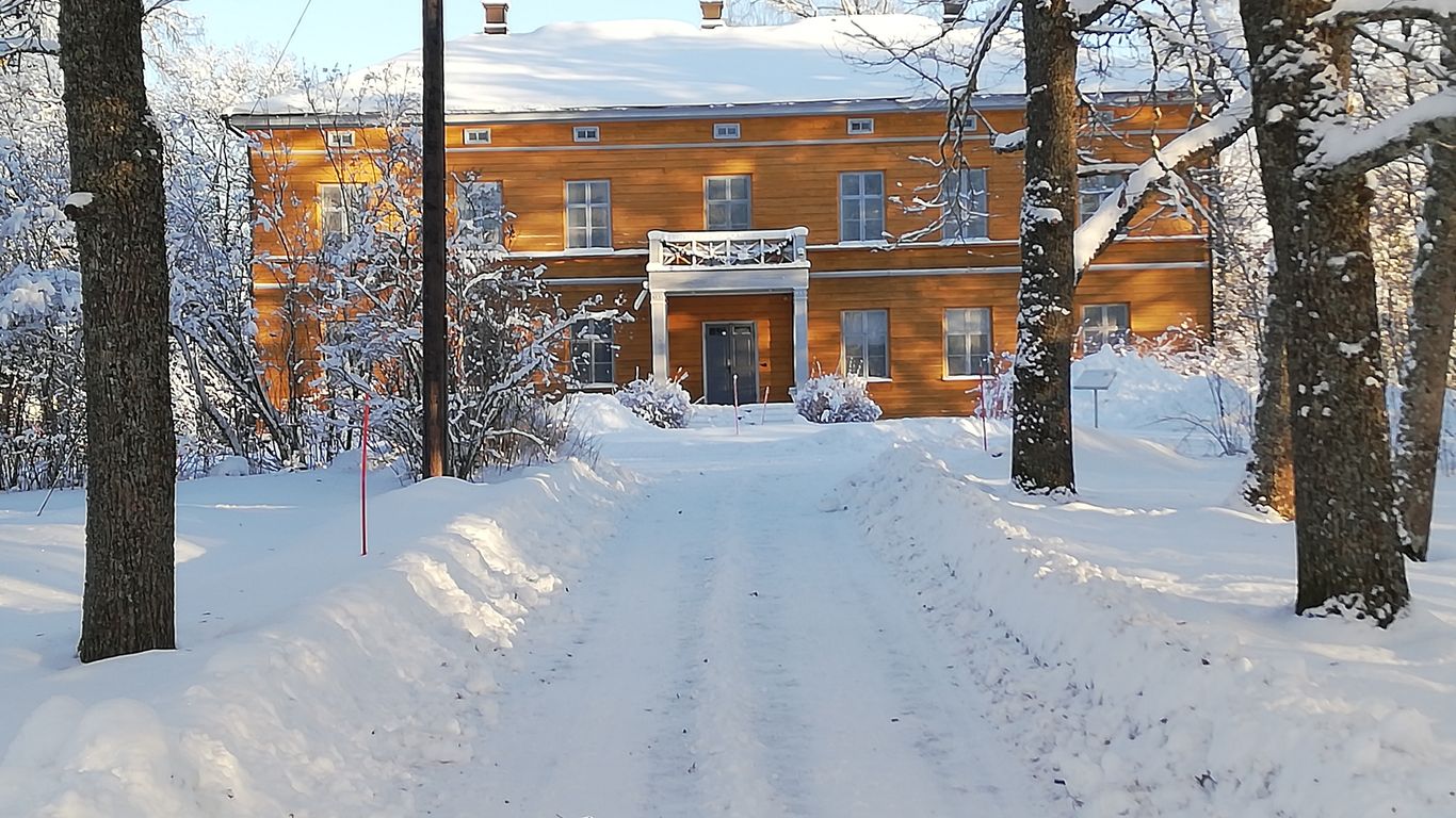 OPASTETTU KÄVELYKIERROS - Joulunaikaa kartanolla ja torpissa