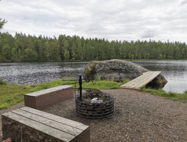 Taukopaikka Kalalammella