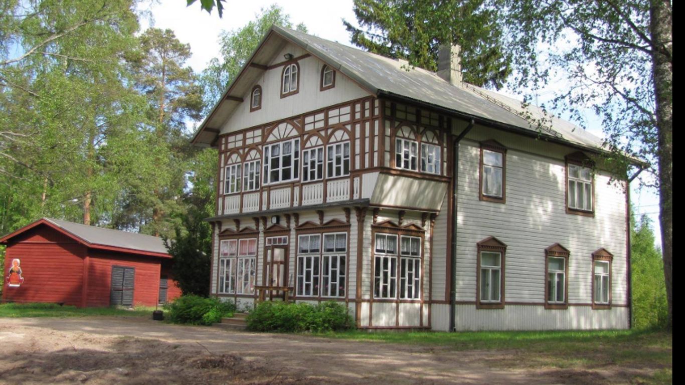 Ulkovalokuva Suomen Puotimuseosta